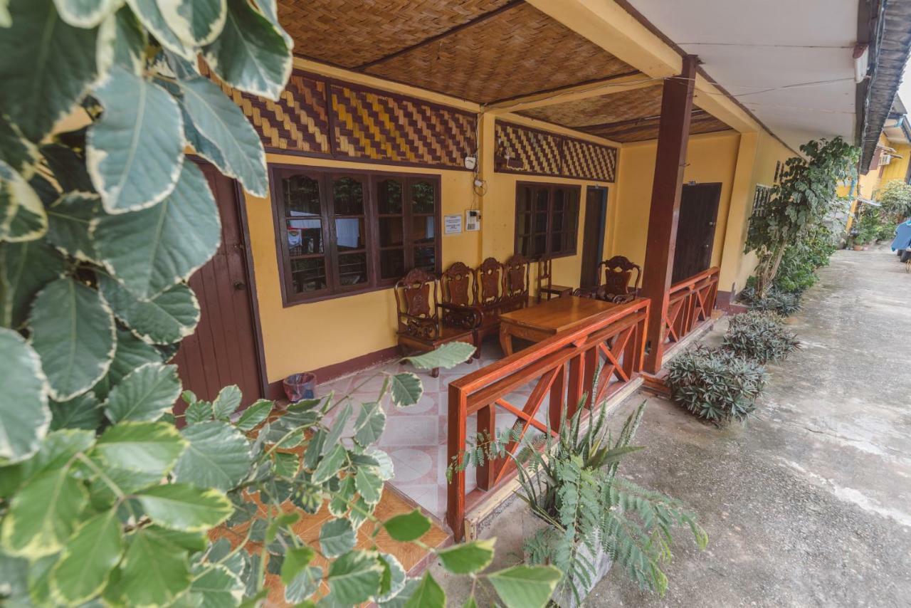 Pan'S Place Hotel Vang Vieng Luaran gambar